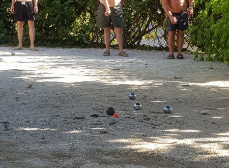 Pétanque (french bowls)