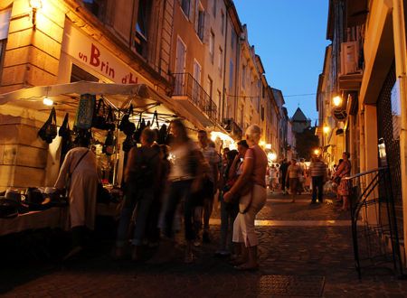 Marchés nocturnes