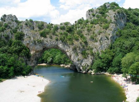 Der Pont d'Arc